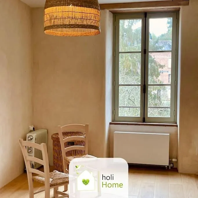 Hébergement de vacances H2 Maison Au Pied Du Chateau Fougères